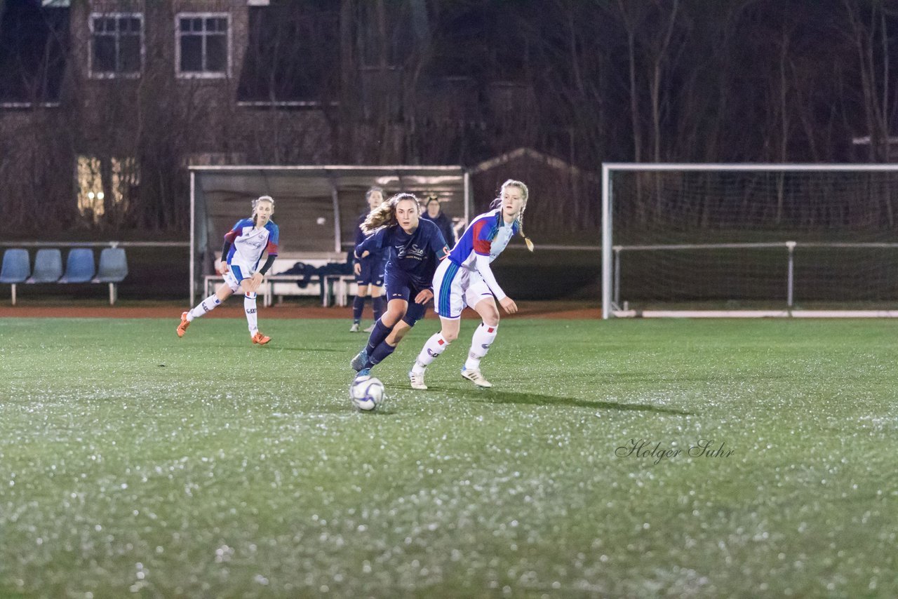 Bild 201 - wBJ SV Henstedt Ulzburg - Krummesser SV : Ergebnis: 6:0